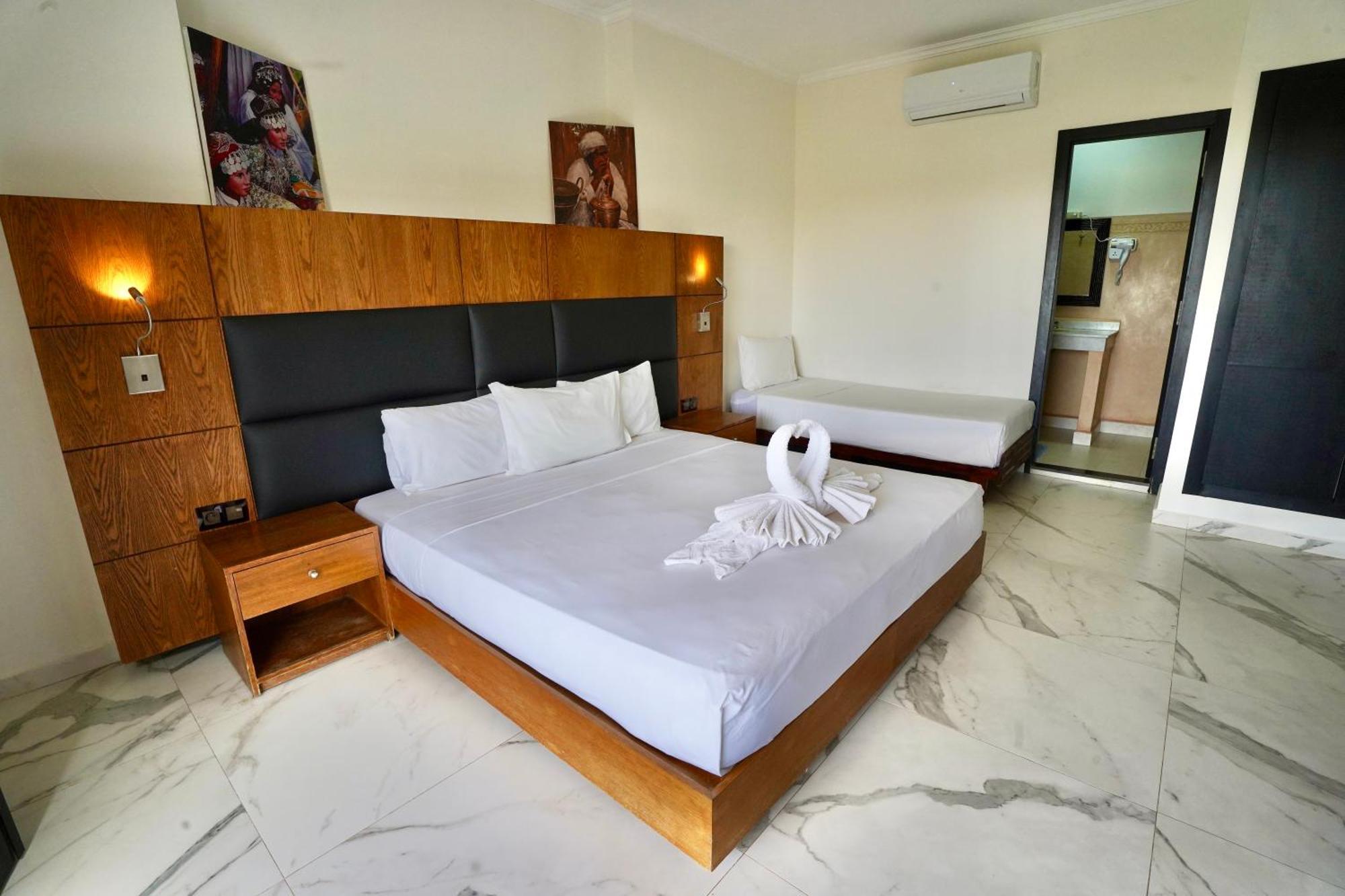 Ourika Camp Suites Hotel & Resort El Harkat Eksteriør billede