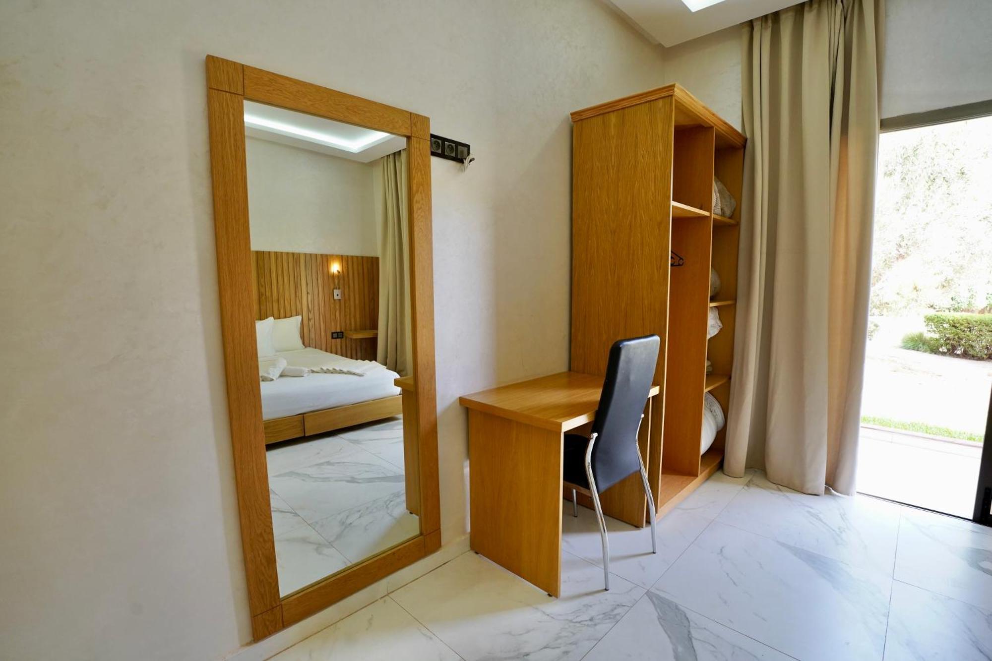 Ourika Camp Suites Hotel & Resort El Harkat Eksteriør billede