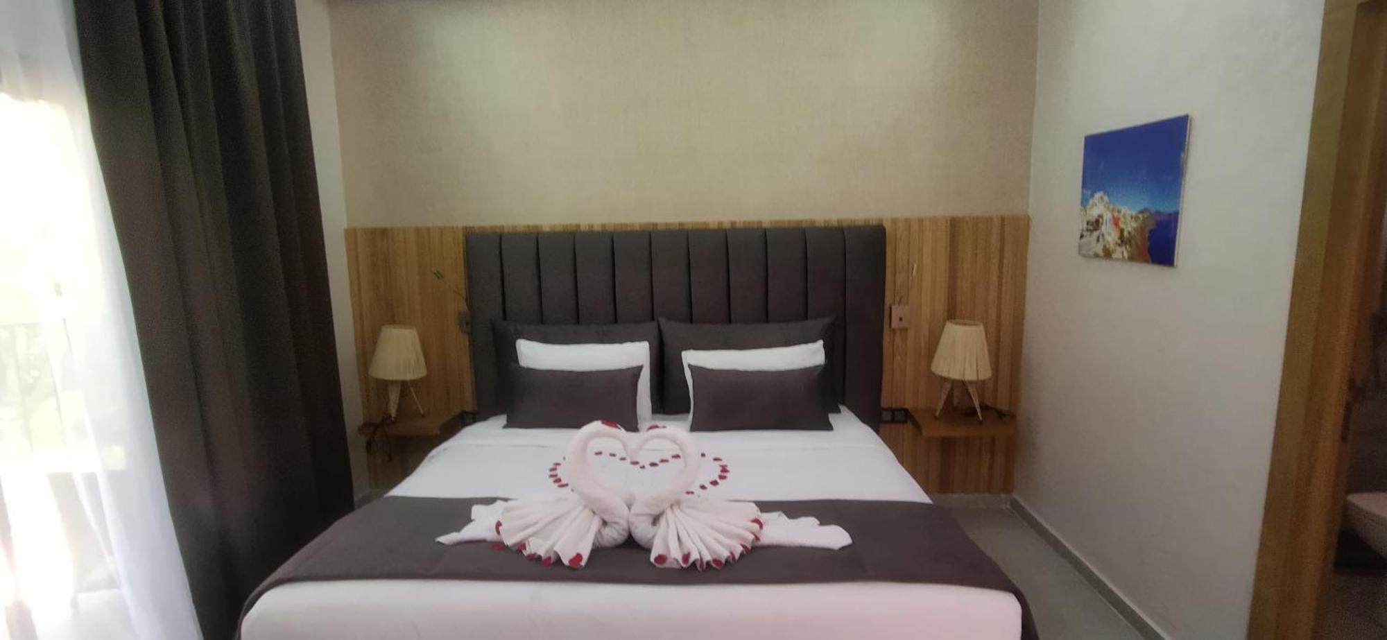 Ourika Camp Suites Hotel & Resort El Harkat Eksteriør billede